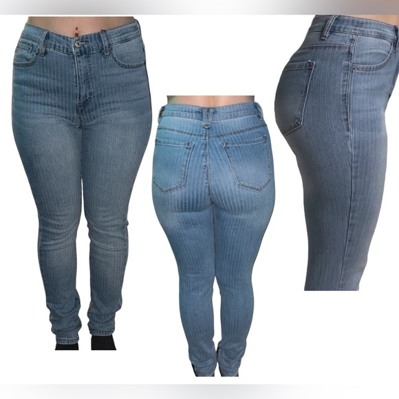 High Rise Blue Jeans - Picture 5 of 5